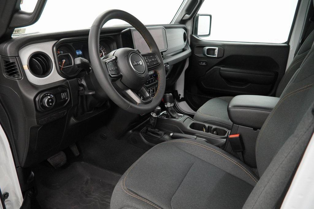 used 2024 Jeep Gladiator car, priced at $40,994