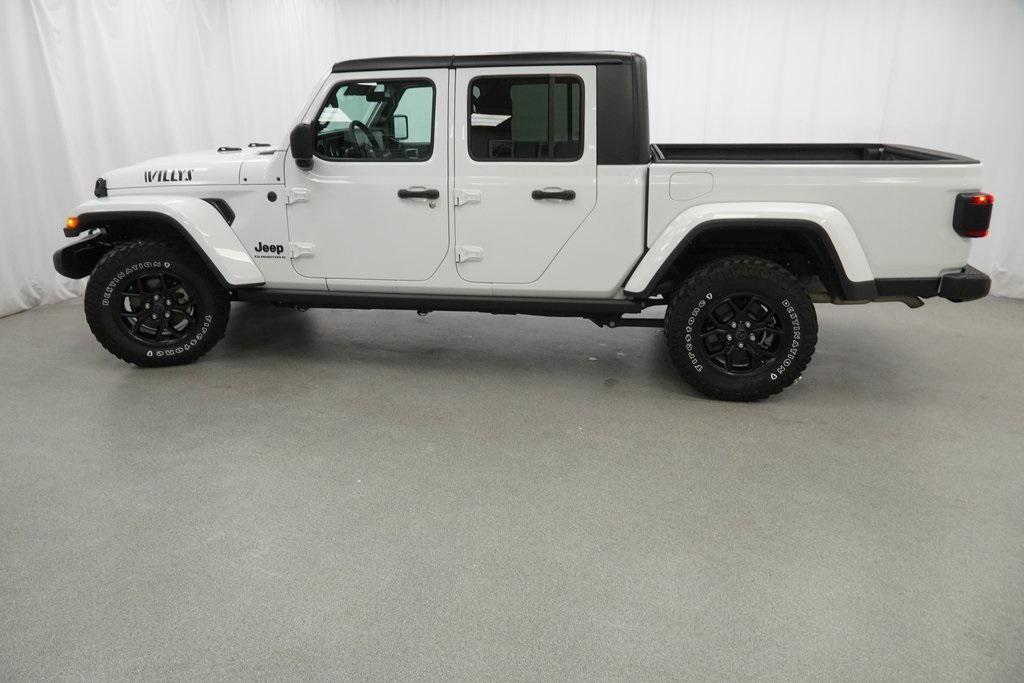 used 2024 Jeep Gladiator car, priced at $40,994
