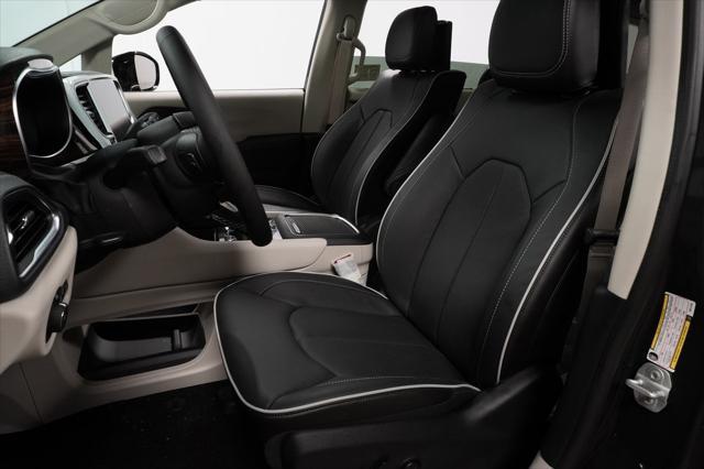 new 2023 Chrysler Pacifica car, priced at $51,535