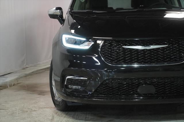 new 2023 Chrysler Pacifica car, priced at $51,535