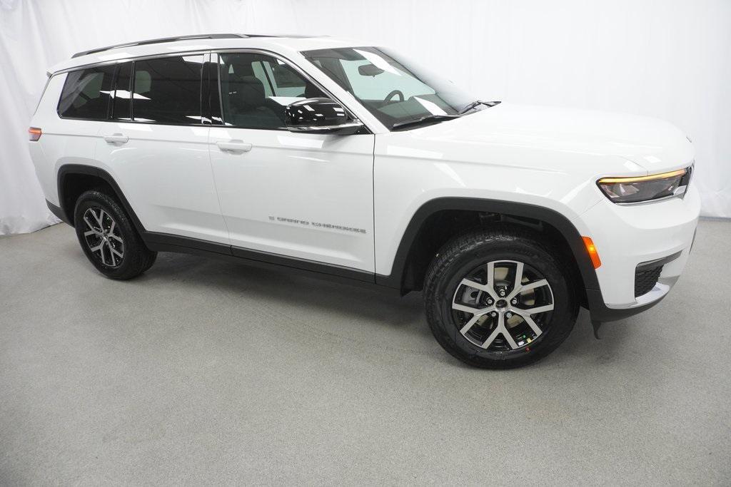 used 2024 Jeep Grand Cherokee L car, priced at $40,994