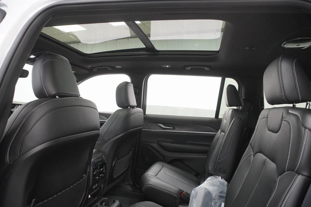 used 2024 Jeep Grand Cherokee L car, priced at $40,994