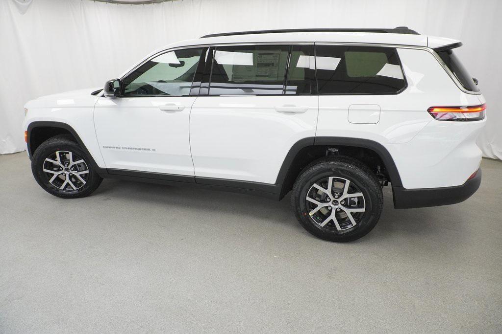 used 2024 Jeep Grand Cherokee L car, priced at $40,994