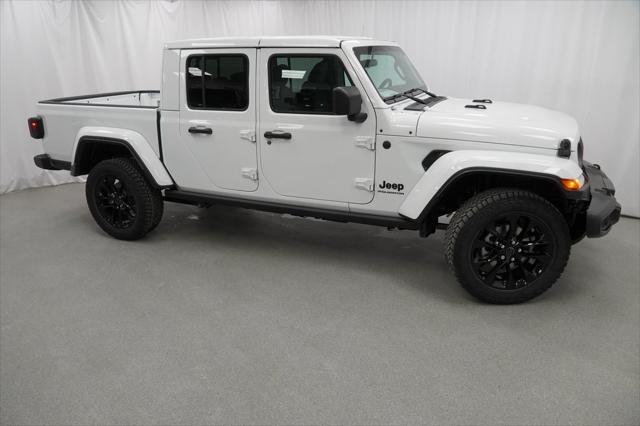 new 2025 Jeep Gladiator car, priced at $38,290