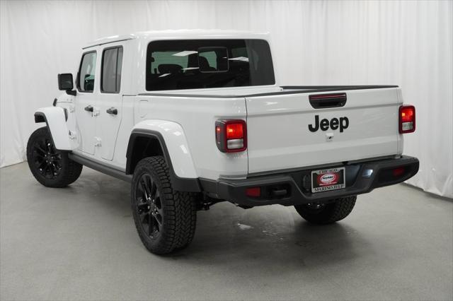 new 2025 Jeep Gladiator car, priced at $38,290