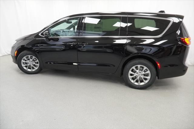 new 2025 Chrysler Pacifica car, priced at $44,535