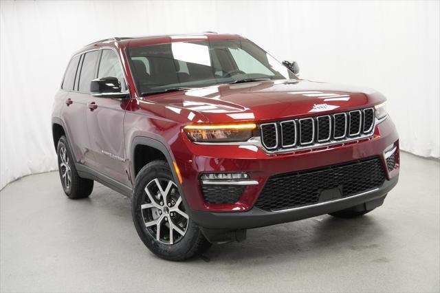 new 2025 Jeep Grand Cherokee car, priced at $43,010