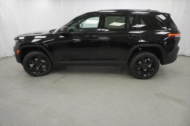 new 2025 Jeep Grand Cherokee car, priced at $44,485