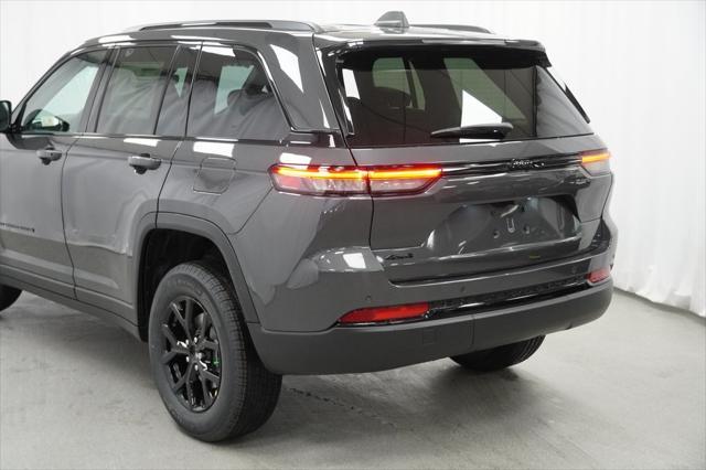 new 2025 Jeep Grand Cherokee car, priced at $39,030