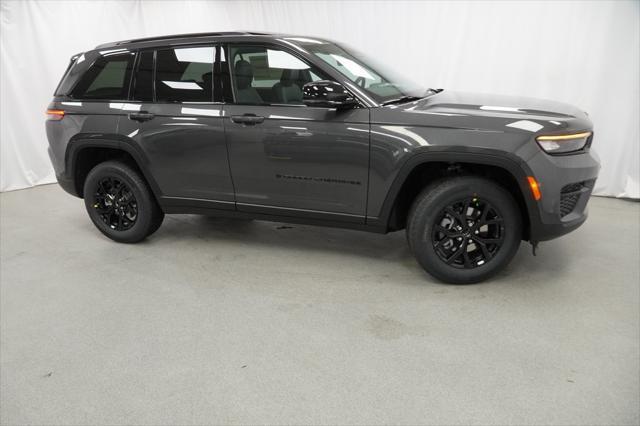 new 2025 Jeep Grand Cherokee car, priced at $39,030