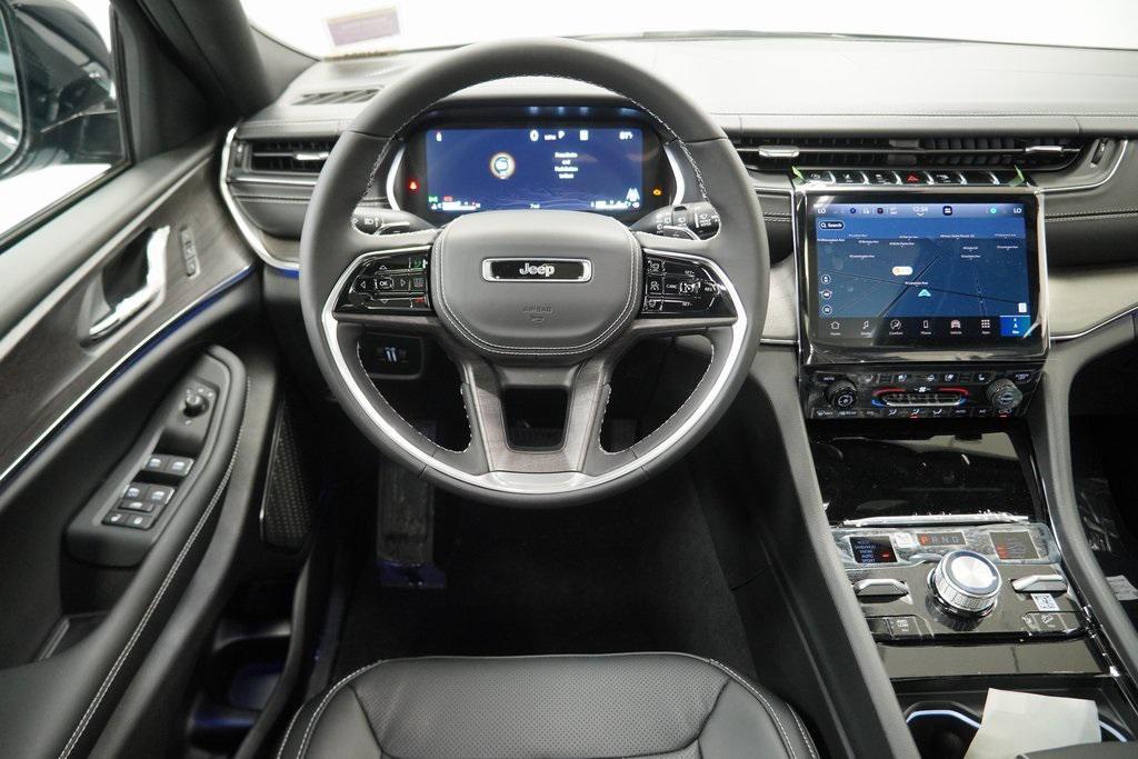 new 2025 Jeep Grand Cherokee L car, priced at $54,080