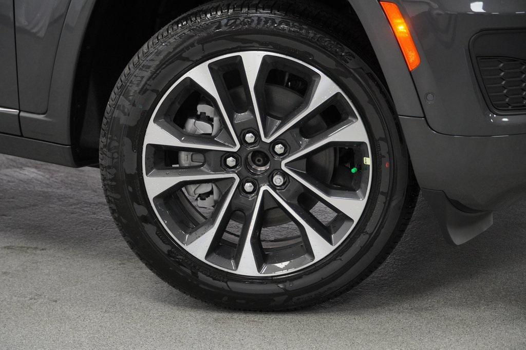 new 2025 Jeep Grand Cherokee L car, priced at $54,080