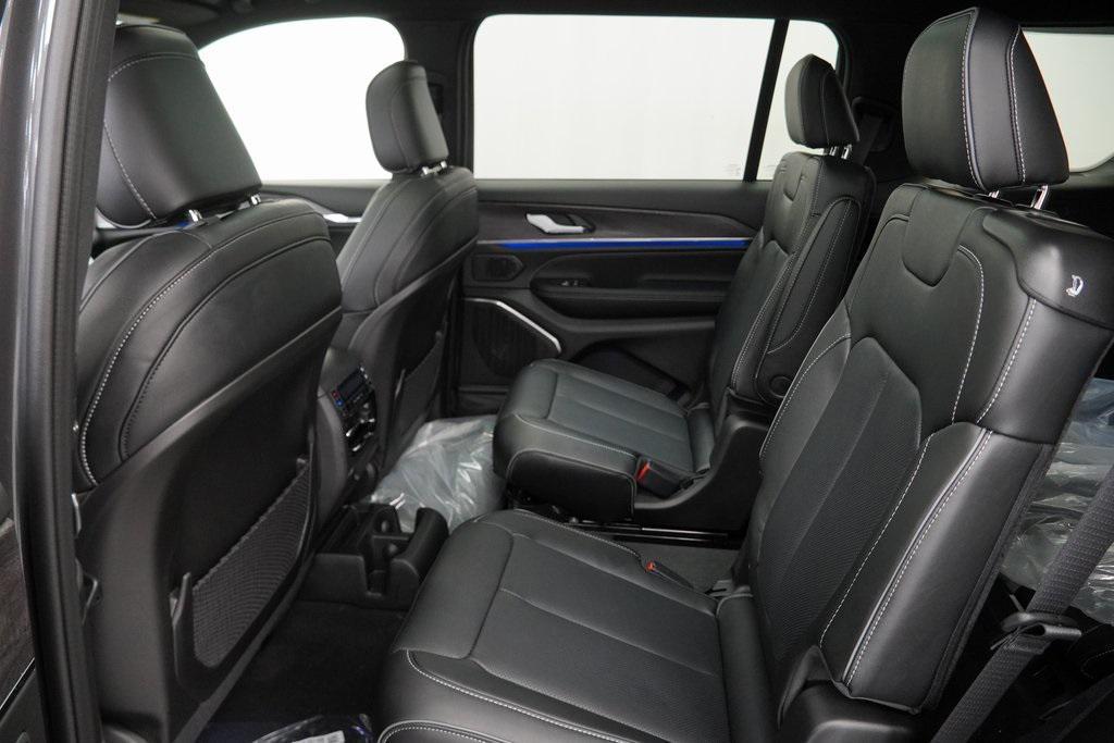 new 2025 Jeep Grand Cherokee L car, priced at $54,080