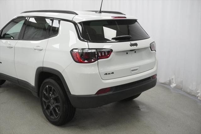 new 2025 Jeep Compass car, priced at $28,260