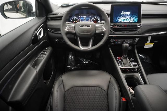 new 2025 Jeep Compass car, priced at $28,260