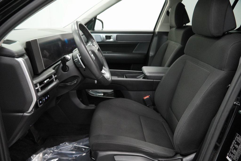 used 2024 Hyundai Santa Fe car, priced at $28,494