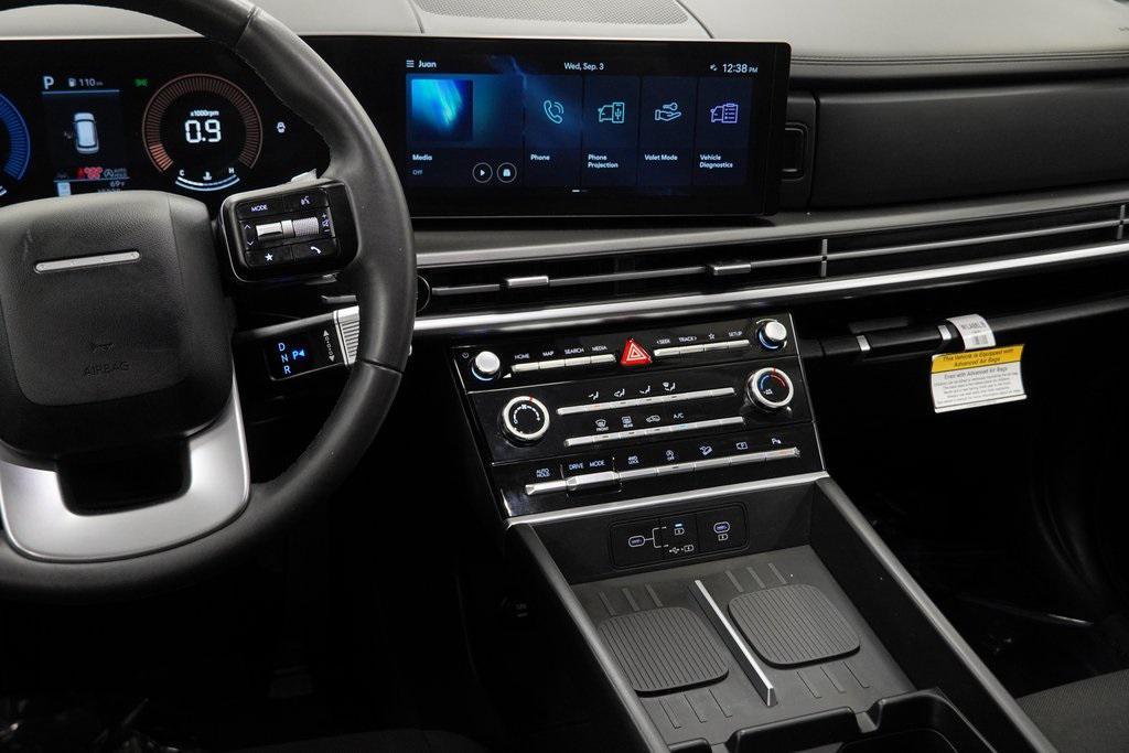 used 2024 Hyundai Santa Fe car, priced at $28,494