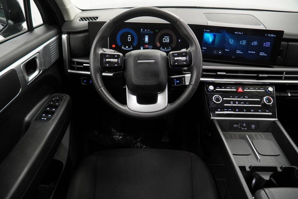 used 2024 Hyundai Santa Fe car, priced at $28,494