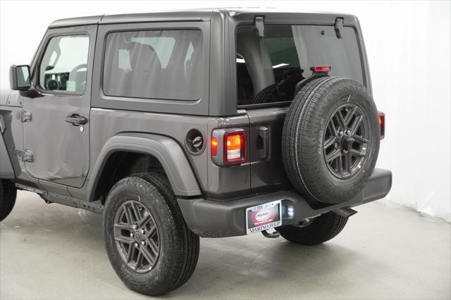 new 2025 Jeep Wrangler car, priced at $37,975