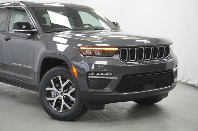 new 2025 Jeep Grand Cherokee car, priced at $42,755