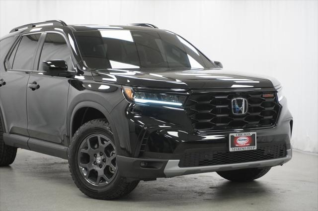 used 2025 Honda Pilot car, priced at $48,294