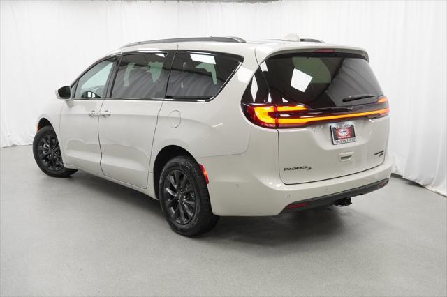 used 2021 Chrysler Pacifica car, priced at $33,994