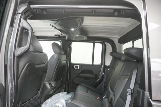 new 2025 Jeep Gladiator car, priced at $47,835