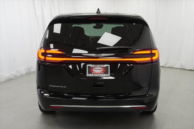 new 2025 Chrysler Pacifica car, priced at $39,645