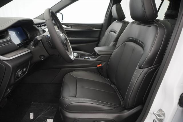 new 2025 Jeep Grand Cherokee L car, priced at $48,915