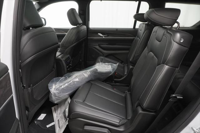 new 2025 Jeep Grand Cherokee L car, priced at $48,915