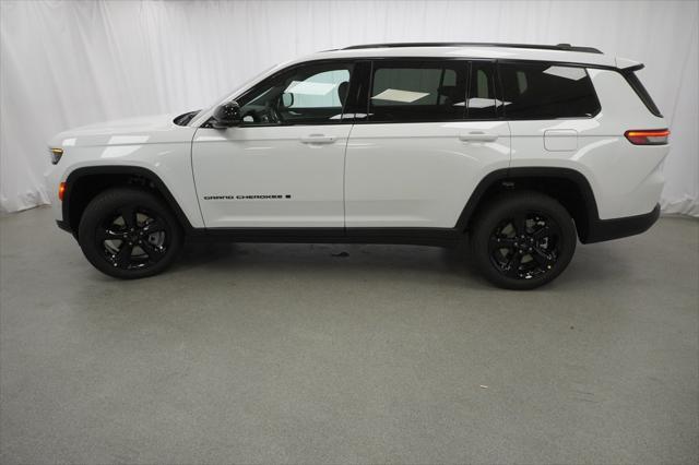 new 2025 Jeep Grand Cherokee L car, priced at $48,915