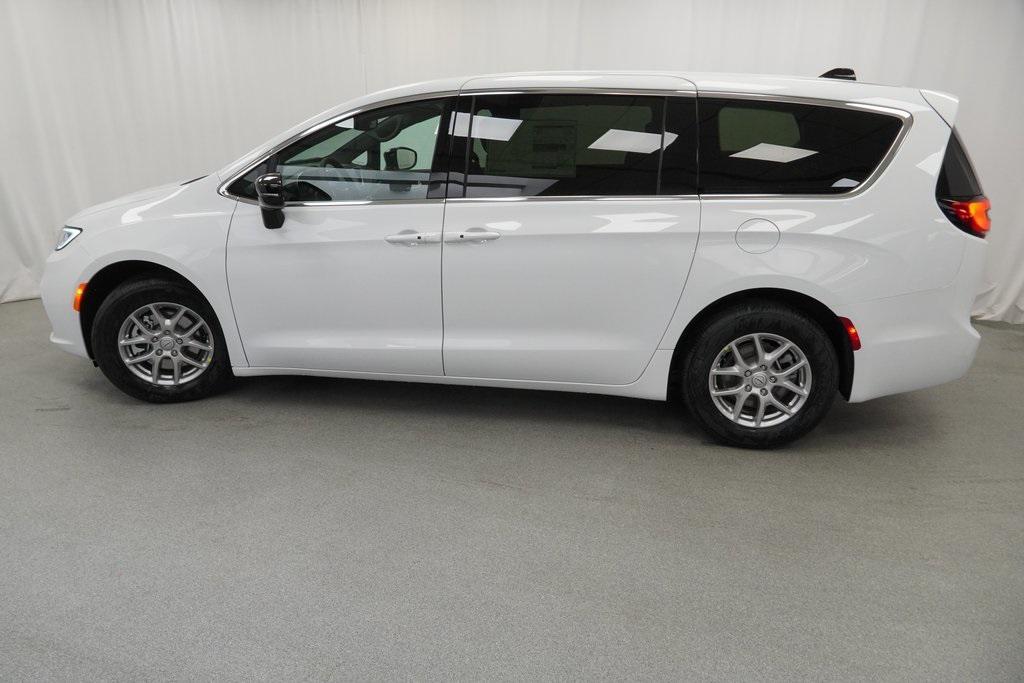 new 2026 Chrysler Pacifica car, priced at $38,140