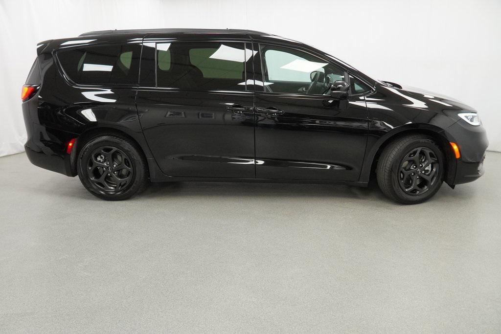 used 2024 Chrysler Pacifica Hybrid car, priced at $43,494