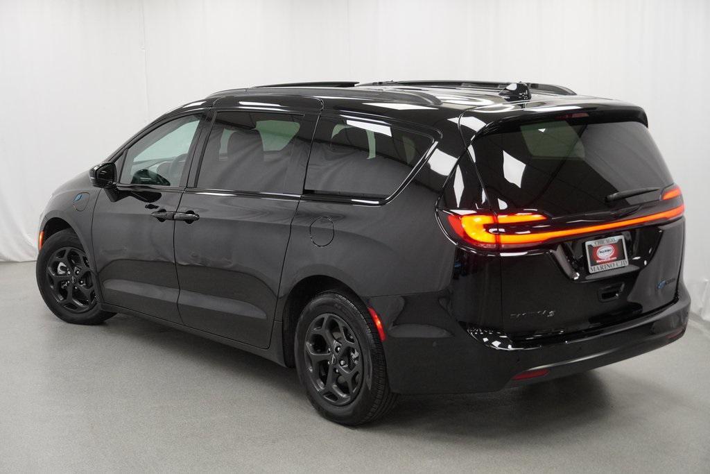 used 2024 Chrysler Pacifica Hybrid car, priced at $43,494