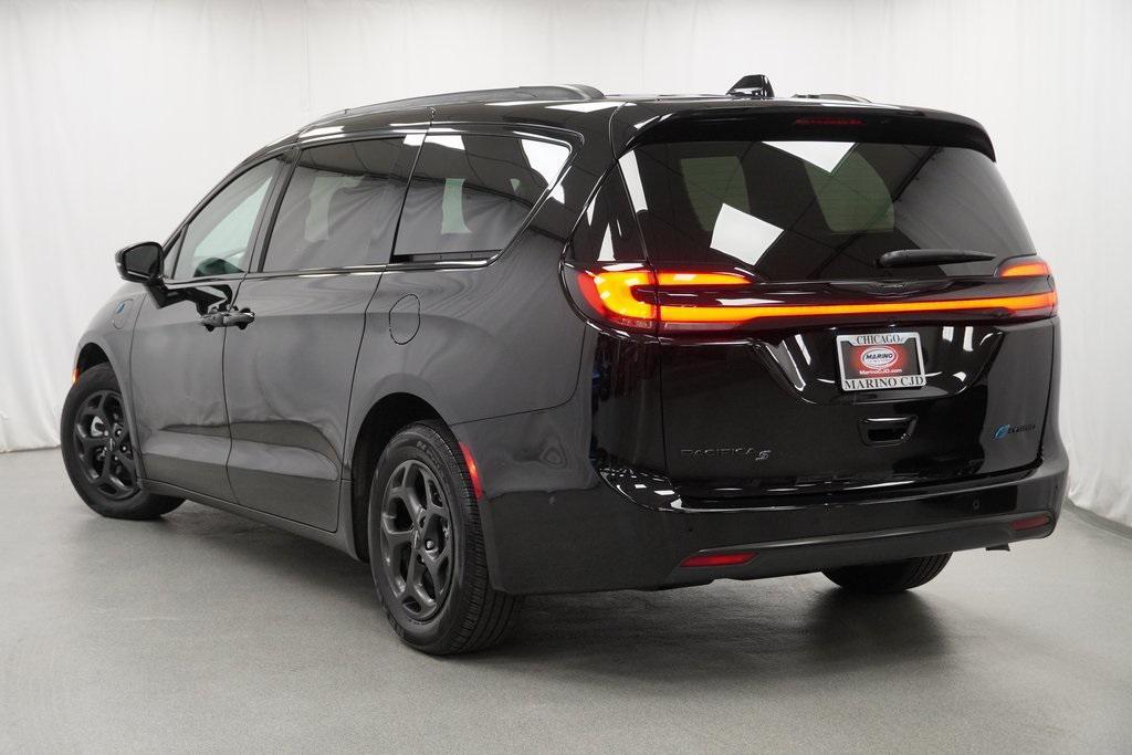 used 2024 Chrysler Pacifica Hybrid car, priced at $43,494