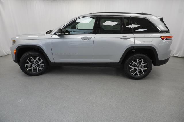new 2025 Jeep Grand Cherokee car, priced at $41,760