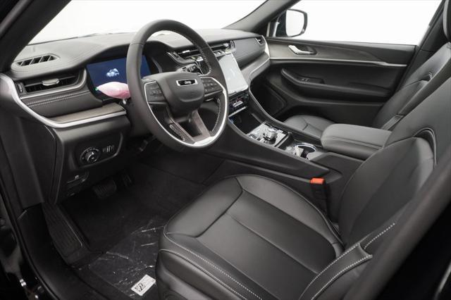 new 2025 Jeep Grand Cherokee car, priced at $41,760