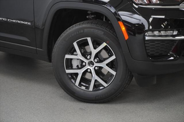 new 2025 Jeep Grand Cherokee car, priced at $41,760