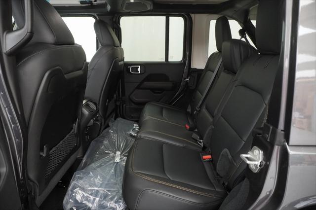 new 2025 Jeep Wrangler car, priced at $48,040