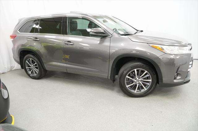 used 2017 Toyota Highlander car, priced at $25,994