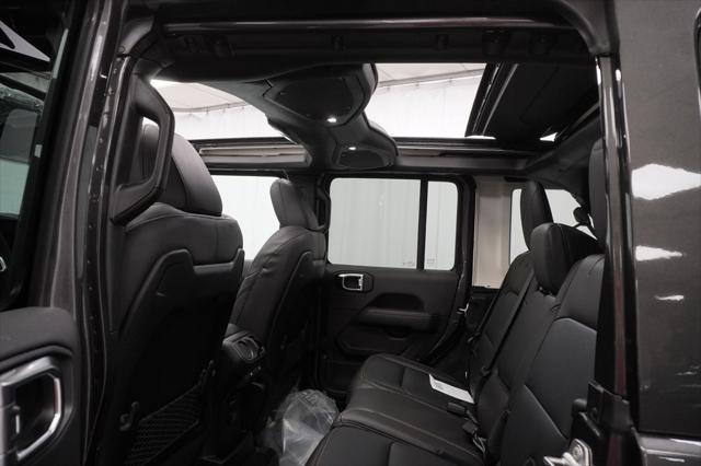 new 2025 Jeep Wrangler car, priced at $49,450