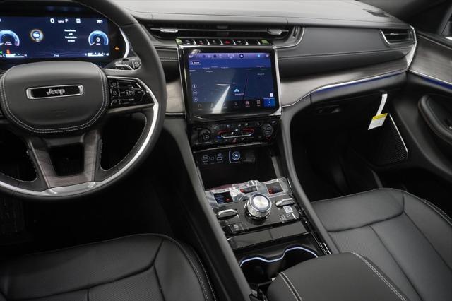 new 2025 Jeep Grand Cherokee car, priced at $50,580