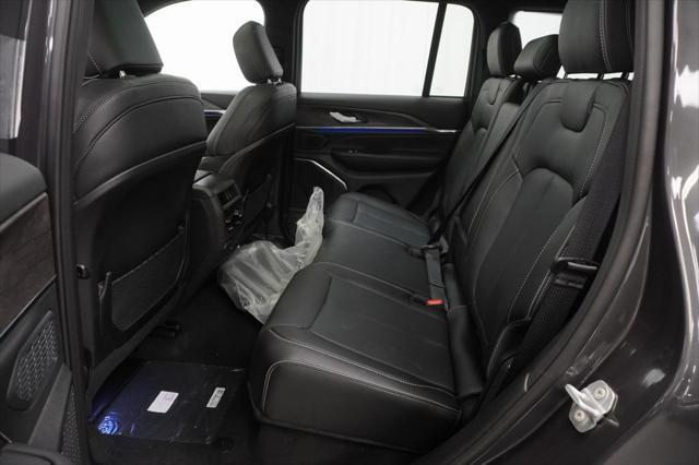 new 2025 Jeep Grand Cherokee car, priced at $50,580