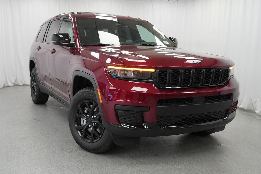 new 2025 Jeep Grand Cherokee L car, priced at $41,230
