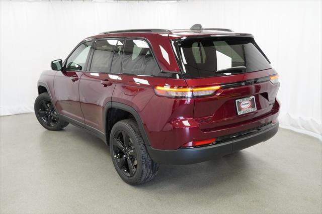 new 2024 Jeep Grand Cherokee car, priced at $40,535