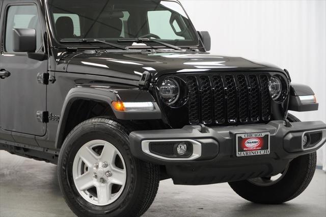 used 2022 Jeep Gladiator car, priced at $34,794