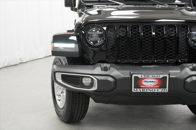 used 2022 Jeep Gladiator car, priced at $34,794