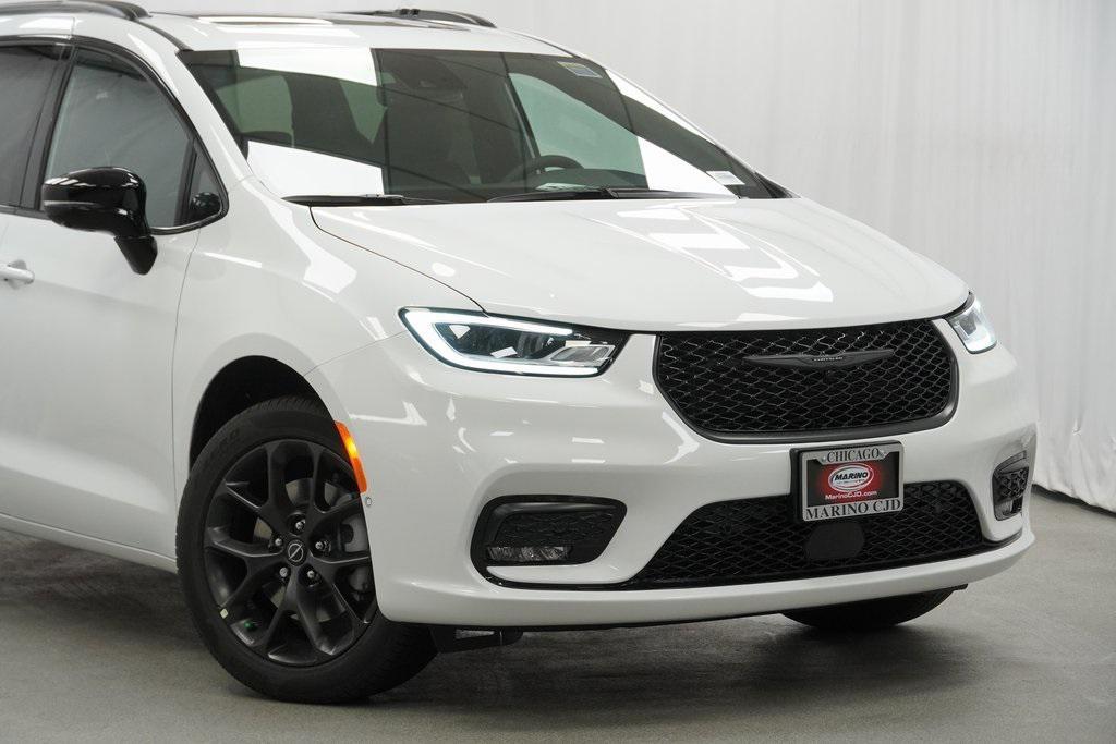 new 2026 Chrysler Pacifica car, priced at $50,810