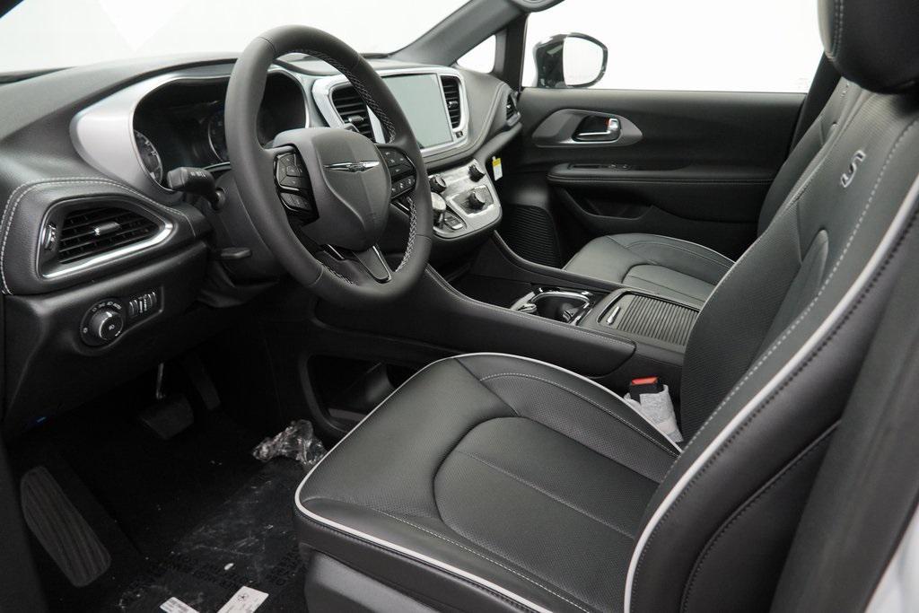 new 2026 Chrysler Pacifica car, priced at $50,810