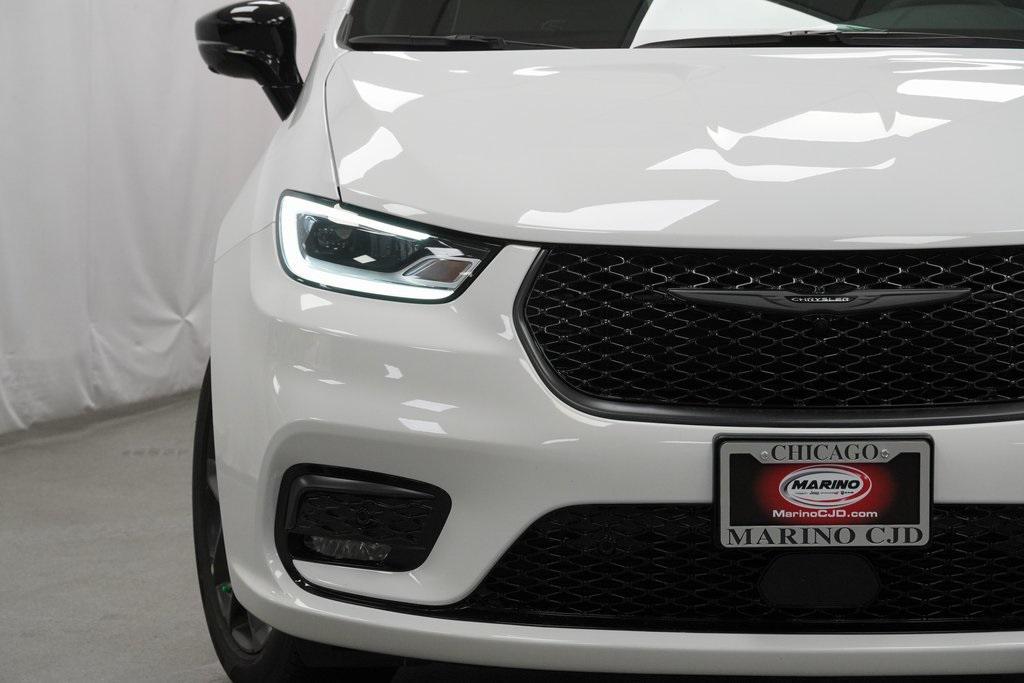 new 2026 Chrysler Pacifica car, priced at $50,810